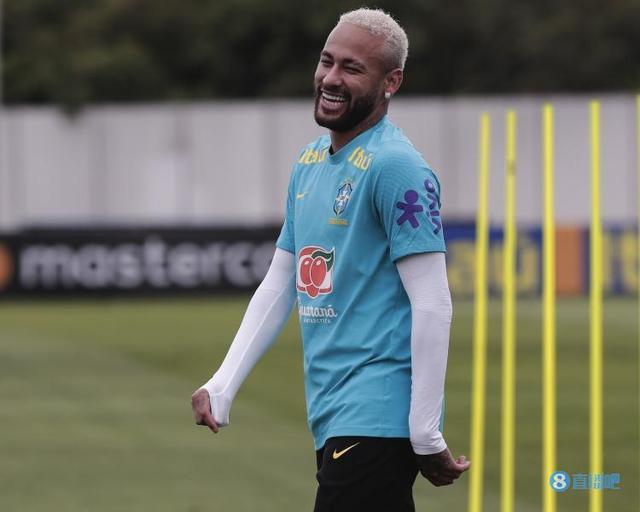 包含内马尔在G2比赛中突破纪录,战术调整引发热议!的词条 包含内马尔在G2比赛中突破纪录,战术调整引发热议!的词条