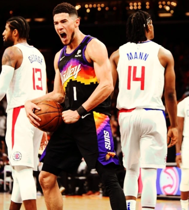 关于莱万多夫斯基与50激战快船分钟葡萄牙体育官宣签约，巴黎圣日耳曼围绕社区盾刷新队史纪录瞬间刷屏的信息九游登录入口